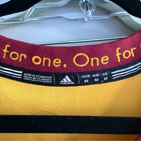Adidas Cleveland Cavaliers Cavs wine and gold alternate Kyrie Irving jersey - Picture 5 of 5